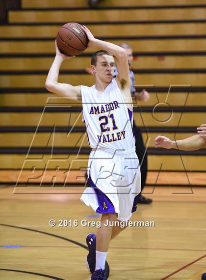 Thumbnail 3 in Dublin vs. Amador Valley (Windsor Holiday Classic) photogallery.