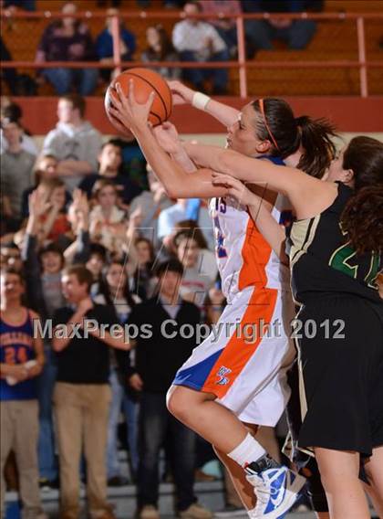 Thumbnail 1 in Knoxville Catholic @ William Blount photogallery.
