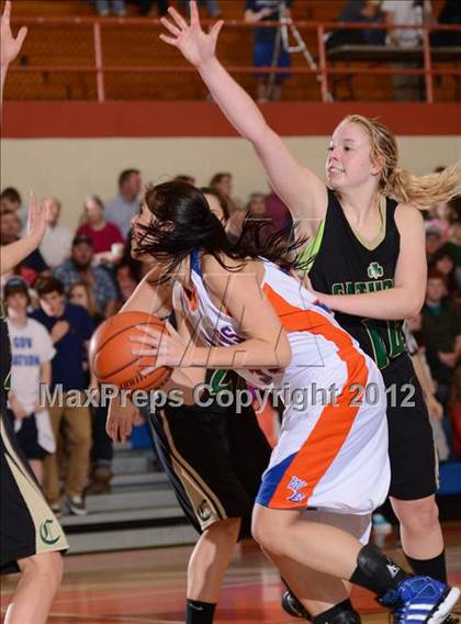 Thumbnail 2 in Knoxville Catholic @ William Blount photogallery.
