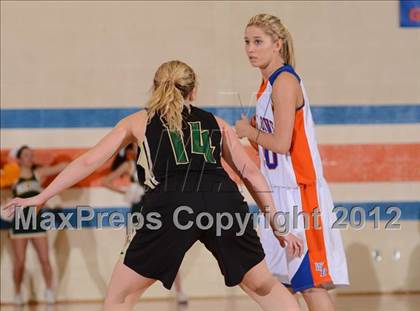 Thumbnail 3 in Knoxville Catholic @ William Blount photogallery.