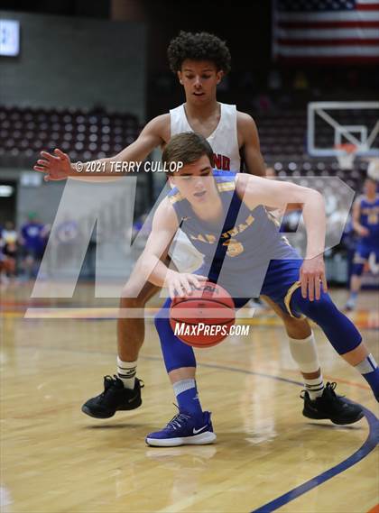Thumbnail 3 in San Juan vs. Grand County (UHSAA 3A Quarterfinal) photogallery.
