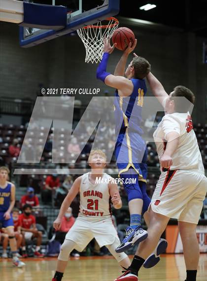 Thumbnail 2 in San Juan vs. Grand County (UHSAA 3A Quarterfinal) photogallery.