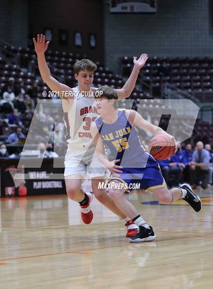 Thumbnail 3 in San Juan vs. Grand County (UHSAA 3A Quarterfinal) photogallery.