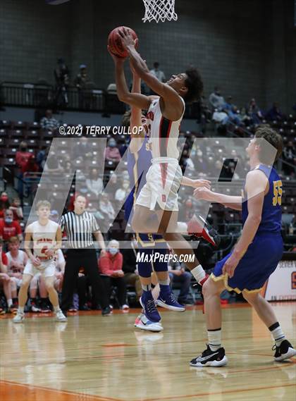 Thumbnail 3 in San Juan vs. Grand County (UHSAA 3A Quarterfinal) photogallery.