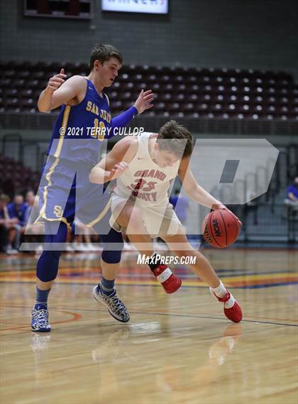 Thumbnail 2 in San Juan vs. Grand County (UHSAA 3A Quarterfinal) photogallery.