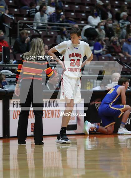 Thumbnail 2 in San Juan vs. Grand County (UHSAA 3A Quarterfinal) photogallery.