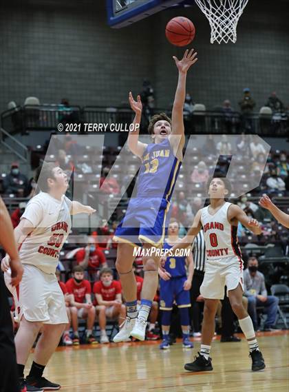 Thumbnail 3 in San Juan vs. Grand County (UHSAA 3A Quarterfinal) photogallery.