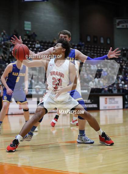 Thumbnail 2 in San Juan vs. Grand County (UHSAA 3A Quarterfinal) photogallery.