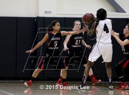 Thumbnail 3 in Valley Christian @ Eastside College Prep (CIF NorCal Regional D5 Final) photogallery.