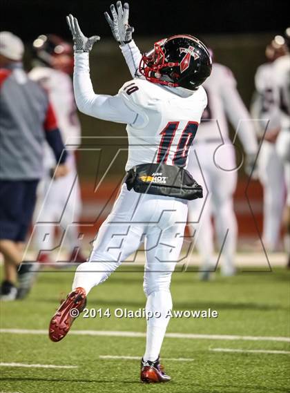 Thumbnail 2 in Wylie vs. Centennial (UIL 5A Bi-District Playoff) photogallery.