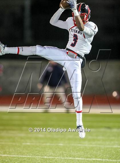 Thumbnail 1 in Wylie vs. Centennial (UIL 5A Bi-District Playoff) photogallery.
