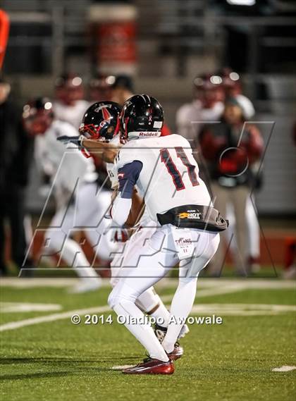 Thumbnail 1 in Wylie vs. Centennial (UIL 5A Bi-District Playoff) photogallery.