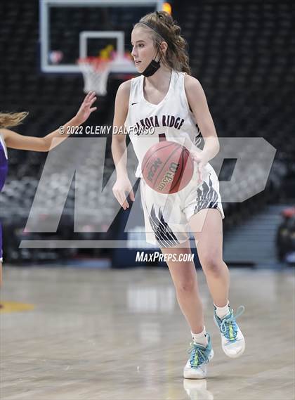Thumbnail 3 in Denver South vs Dakota Ridge (Ball Arena) photogallery.