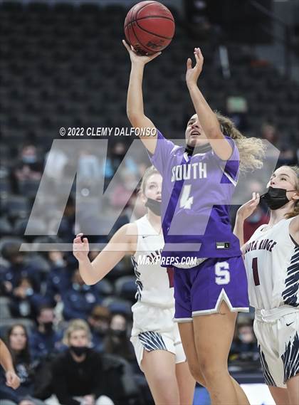 Thumbnail 3 in Denver South vs Dakota Ridge (Ball Arena) photogallery.