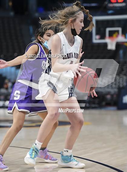 Thumbnail 2 in Denver South vs Dakota Ridge (Ball Arena) photogallery.