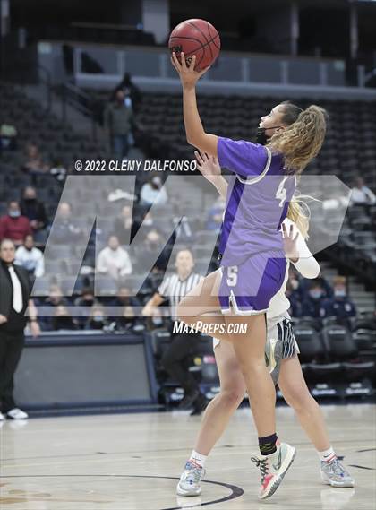 Thumbnail 2 in Denver South vs Dakota Ridge (Ball Arena) photogallery.