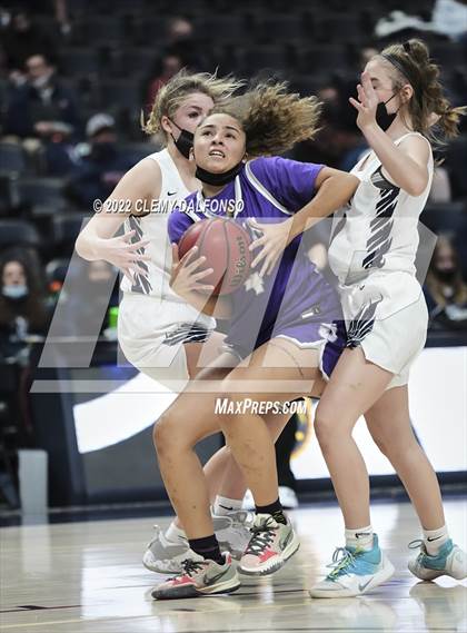 Thumbnail 2 in Denver South vs Dakota Ridge (Ball Arena) photogallery.