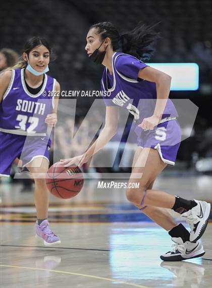 Thumbnail 1 in Denver South vs Dakota Ridge (Ball Arena) photogallery.