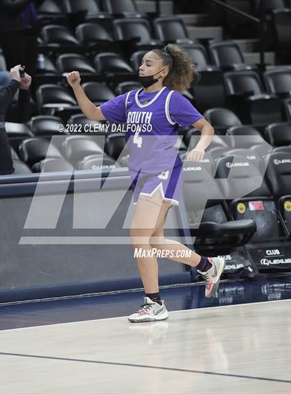 Thumbnail 3 in Denver South vs Dakota Ridge (Ball Arena) photogallery.