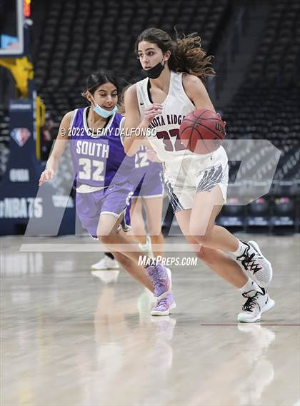 Thumbnail 1 in Denver South vs Dakota Ridge (Ball Arena) photogallery.