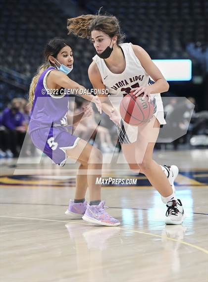 Thumbnail 2 in Denver South vs Dakota Ridge (Ball Arena) photogallery.