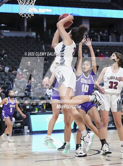Thumbnail 3 in Denver South vs Dakota Ridge (Ball Arena) photogallery.