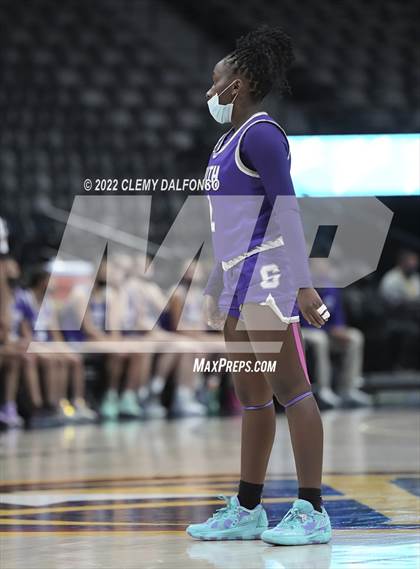 Thumbnail 3 in Denver South vs Dakota Ridge (Ball Arena) photogallery.