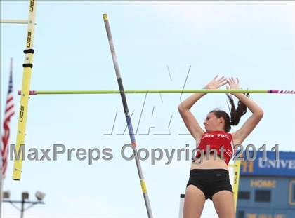 Thumbnail 3 in Woody Wilson Invitational (Girls Field Events) photogallery.