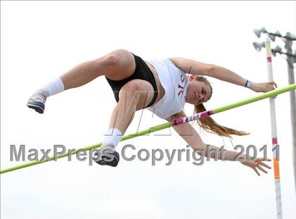 Thumbnail 1 in Woody Wilson Invitational (Girls Field Events) photogallery.