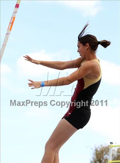 Thumbnail 1 in Woody Wilson Invitational (Girls Field Events) photogallery.