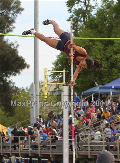 Thumbnail 1 in Woody Wilson Invitational (Girls Field Events) photogallery.