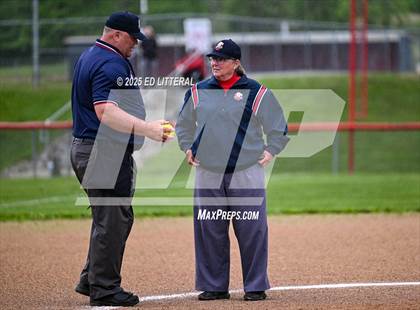 Thumbnail 2 in Belpre vs South Webster (OHSAA District VII Quarterfinal) photogallery.