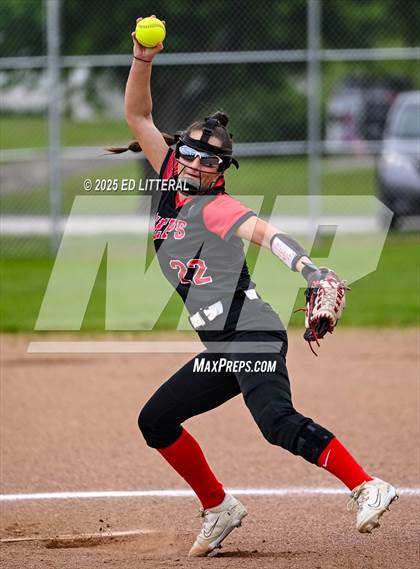 Thumbnail 1 in Belpre vs South Webster (OHSAA District VII Quarterfinal) photogallery.