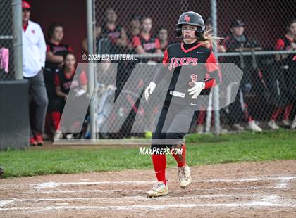 Thumbnail 2 in Belpre vs South Webster (OHSAA District VII Quarterfinal) photogallery.