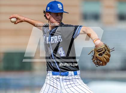 Thumbnail 2 in Deer Creek vs Yukon (OSSAA 6A Regional Final) photogallery.