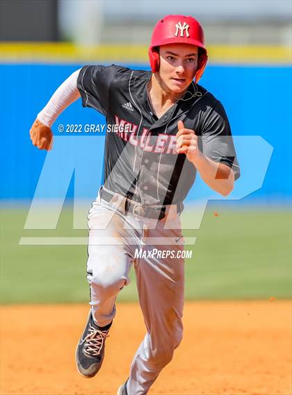Thumbnail 2 in Deer Creek vs Yukon (OSSAA 6A Regional Final) photogallery.