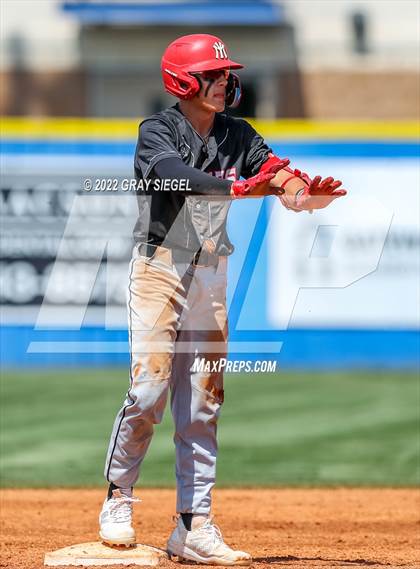 Thumbnail 3 in Deer Creek vs Yukon (OSSAA 6A Regional Final) photogallery.