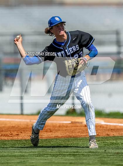 Thumbnail 1 in Deer Creek vs Yukon (OSSAA 6A Regional Final) photogallery.