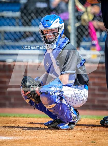 Thumbnail 1 in Deer Creek vs Yukon (OSSAA 6A Regional Final) photogallery.
