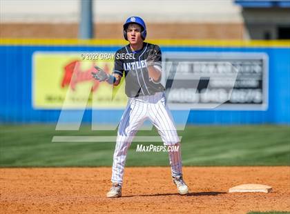 Thumbnail 3 in Deer Creek vs Yukon (OSSAA 6A Regional Final) photogallery.