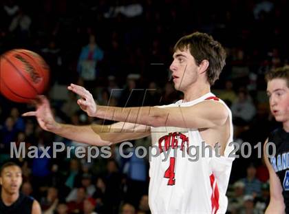 Thumbnail 2 in Grandview vs. Fairview (5A Quarterfinals) photogallery.
