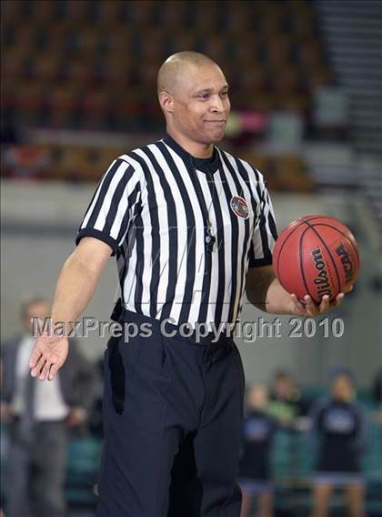 Thumbnail 2 in Grandview vs. Fairview (5A Quarterfinals) photogallery.