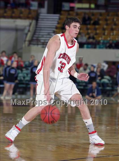 Thumbnail 1 in Grandview vs. Fairview (5A Quarterfinals) photogallery.
