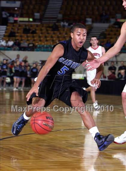 Thumbnail 2 in Grandview vs. Fairview (5A Quarterfinals) photogallery.