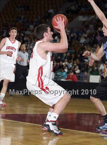 Thumbnail 1 in Grandview vs. Fairview (5A Quarterfinals) photogallery.