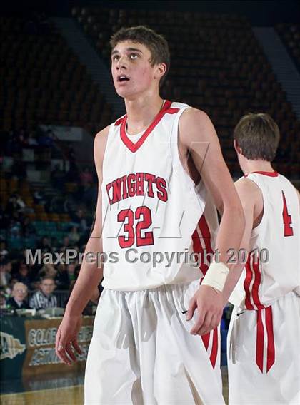 Thumbnail 1 in Grandview vs. Fairview (5A Quarterfinals) photogallery.