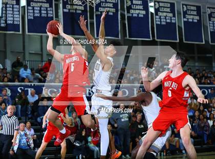 Thumbnail 2 in Mater Dei vs. St. John Bosco photogallery.