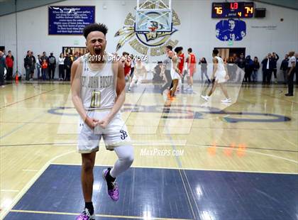Thumbnail 3 in Mater Dei vs. St. John Bosco photogallery.