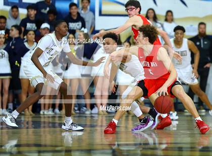 Thumbnail 2 in Mater Dei vs. St. John Bosco photogallery.