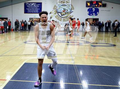 Thumbnail 2 in Mater Dei vs. St. John Bosco photogallery.